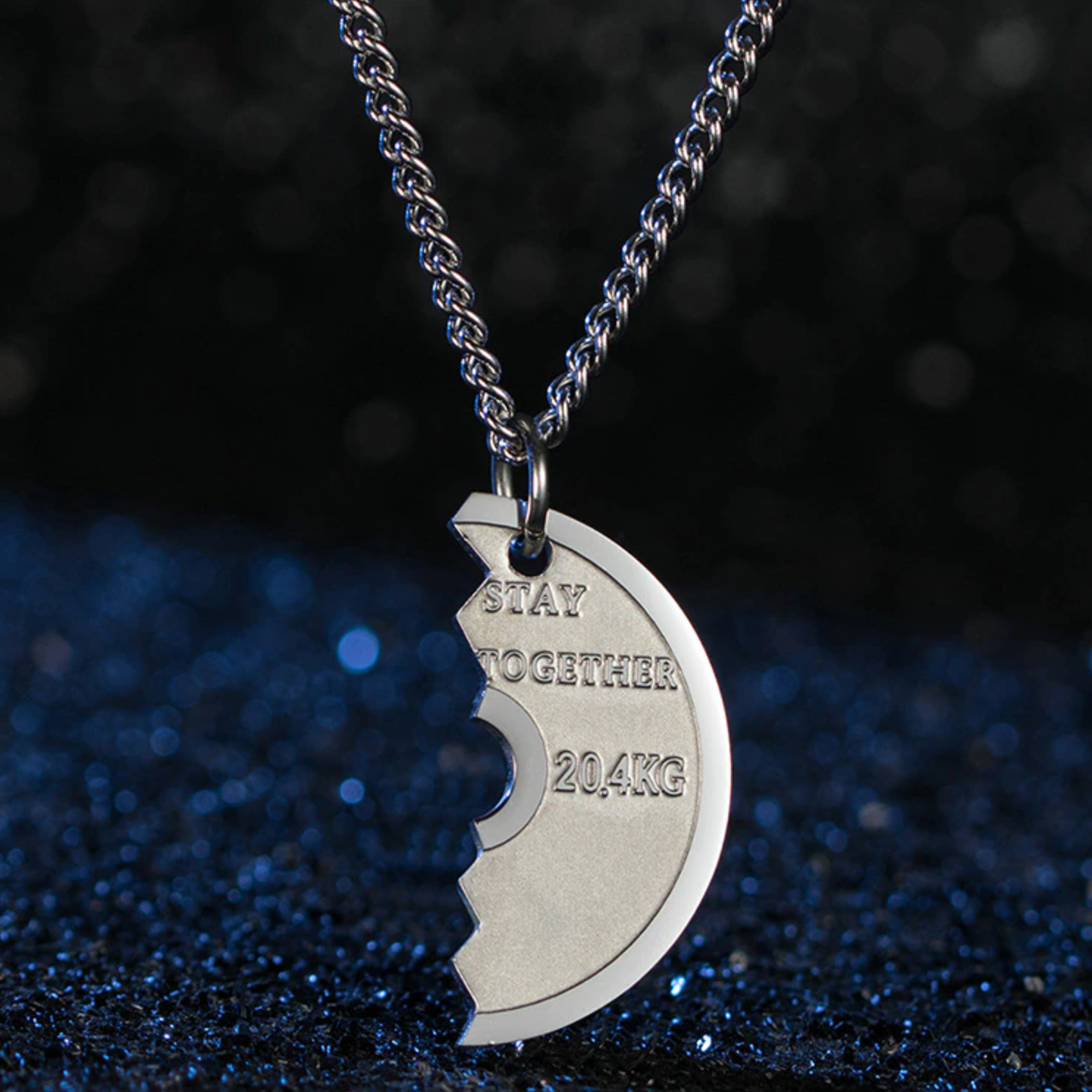 Fit Partner Plate Necklace Set