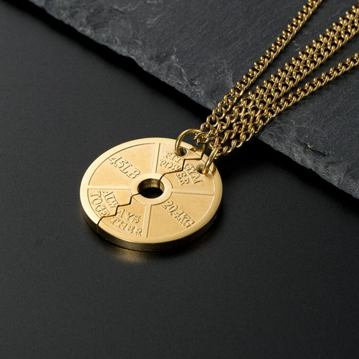 Fit Partner Plate Necklace Set
